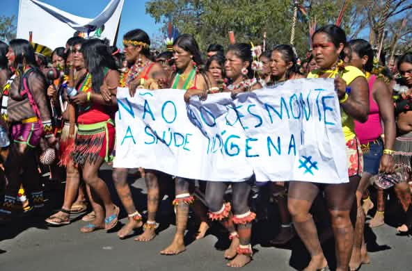 Protesting indigenous women in Brazil