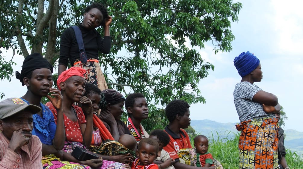 Indigenous Batwa: women and children in a village near Bukavu